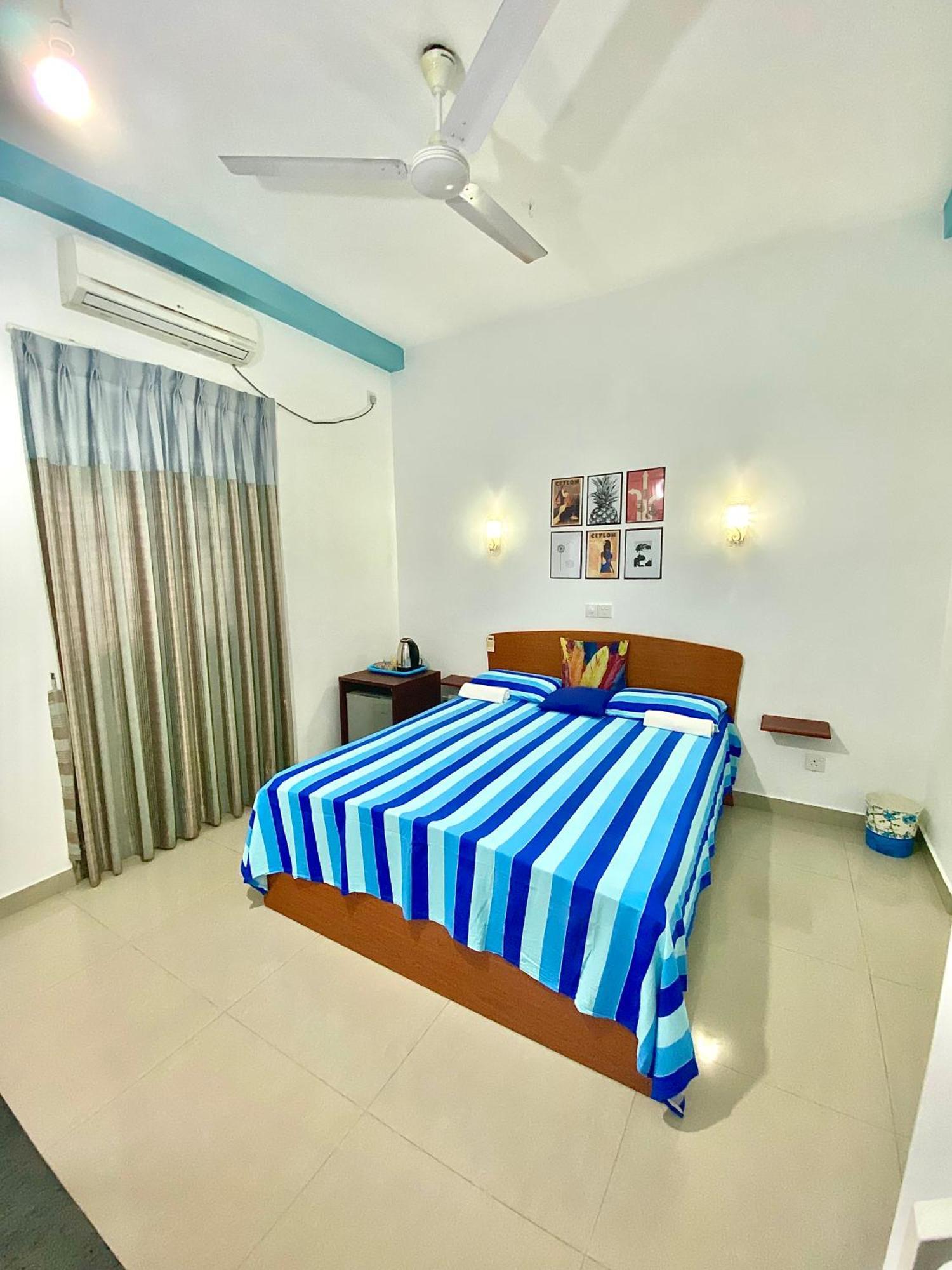 Tamara Motels Hikkaduwa Room photo